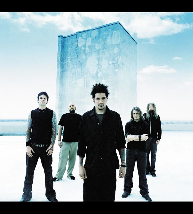 Adema - ademaphoto4[1].jpg